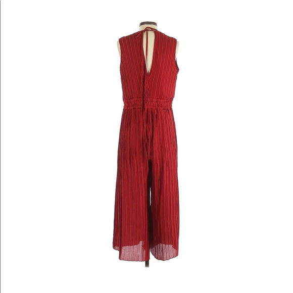 Romeo & Juliet Couture red pleated jumpsuit size M - Picture 3 of 9